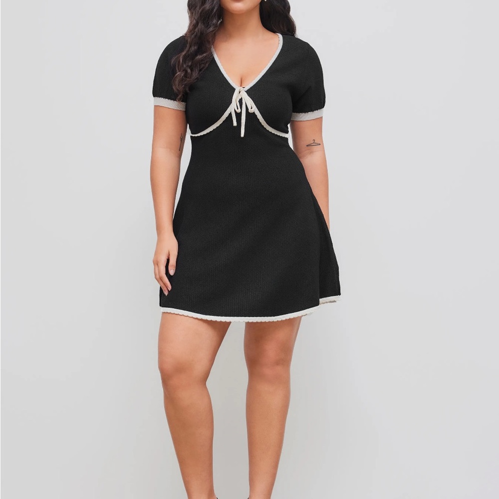 Cider Black and Cream Midi Dress